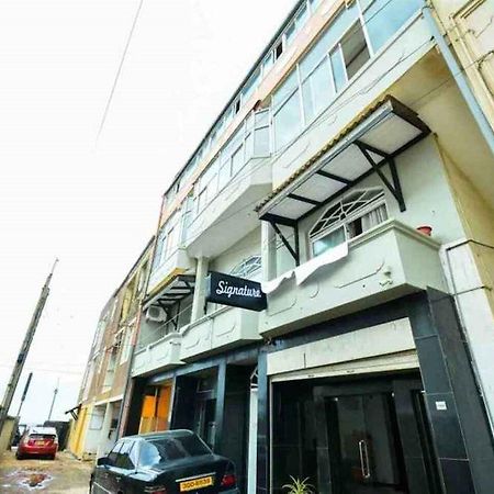 Yoho Signature Marine Colombo Exterior foto